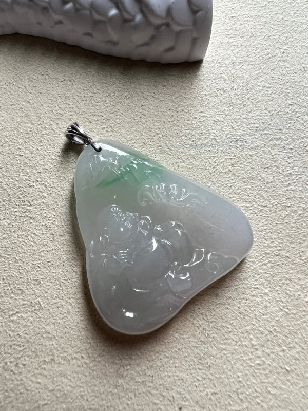 18k Natural Burma jade buddha pendant 天然緬甸翡翠隨形笑臉佛飄綠